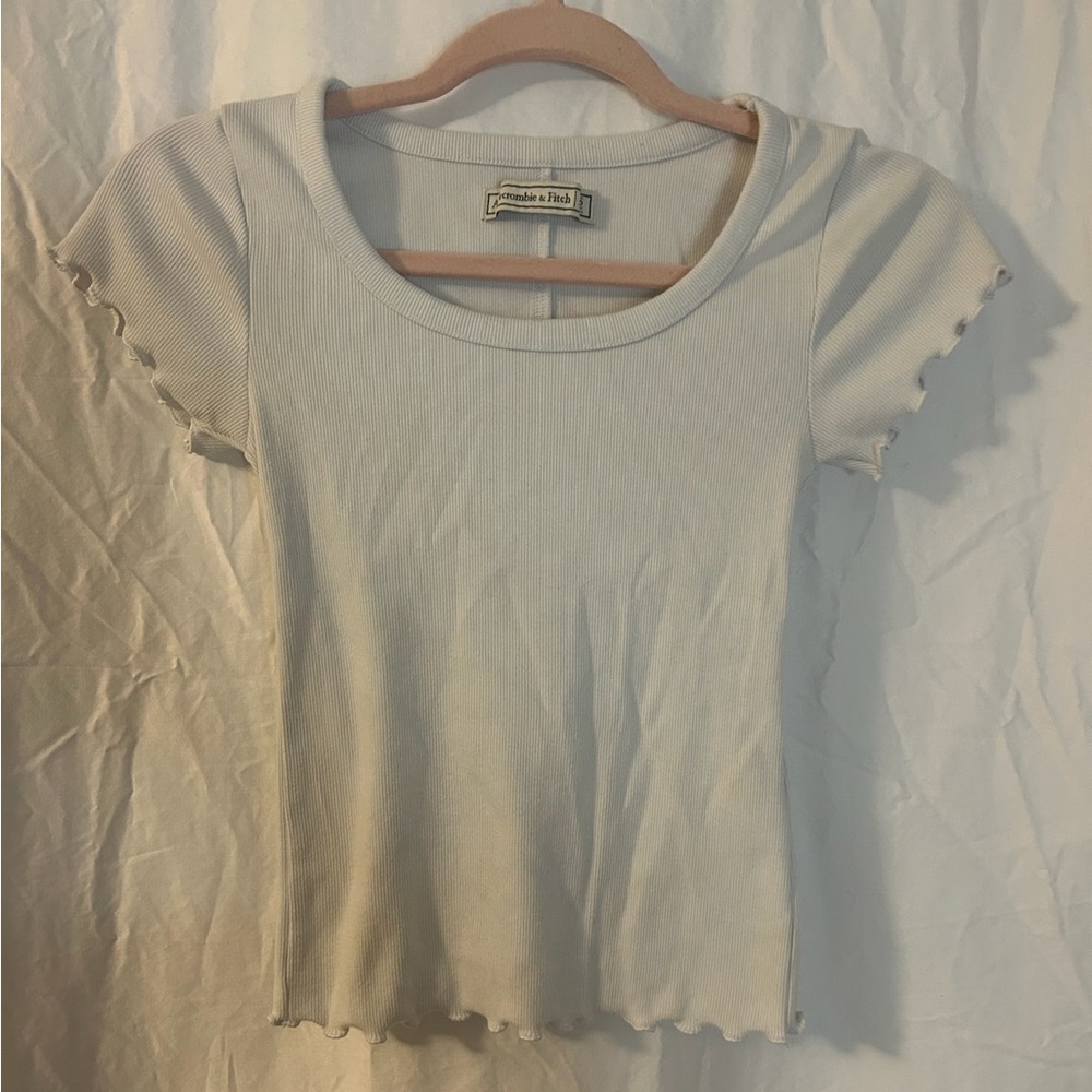Abercrombie and Fitch White Ruffle Shirt size XS